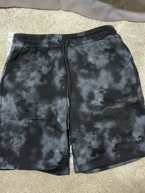 Lv Men's Tie-Dye Black & Gray Athletic Shorts
